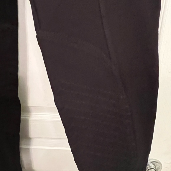 Marc by Marc Jacobs Women’s Black Rayon Blend Jeggings With Many Details Size 6 - Picture 5 of 11